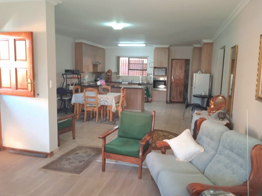 2 Bedroom Property for Sale in Vredenhof Sh Free State